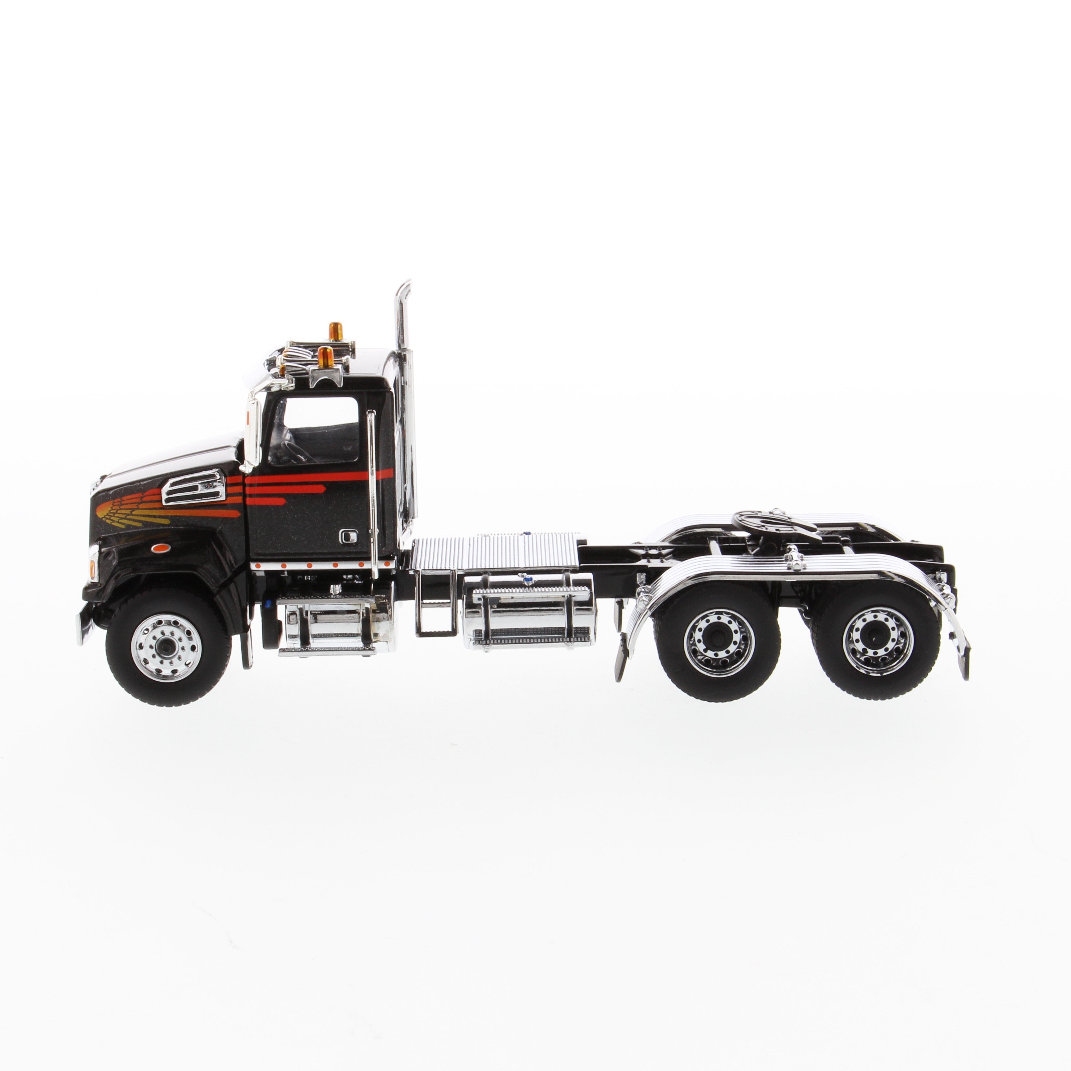 1:50 Western Star 4700 SF Tandem Tractor, Metallic Black, 71036